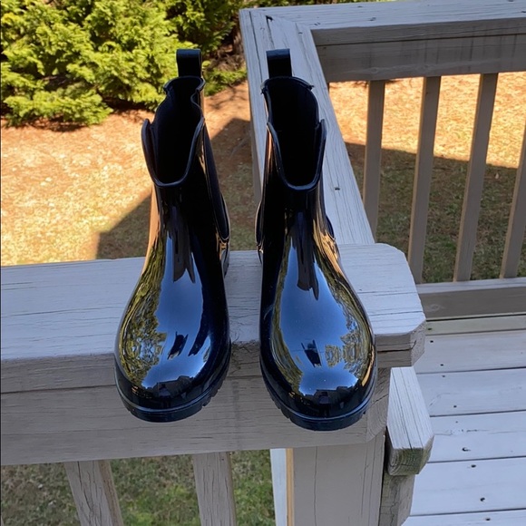 Chelsea Rain Boots - Picture 5 of 7